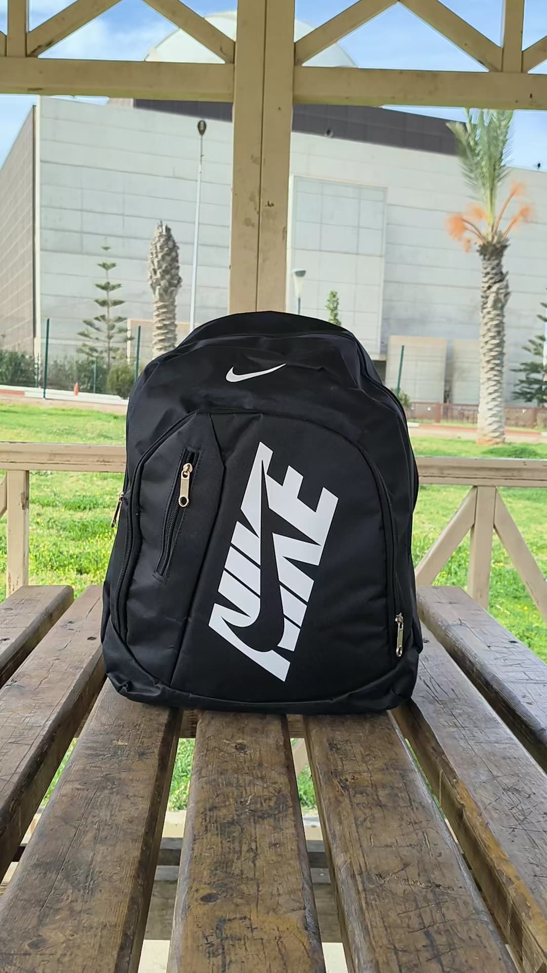 (حقيبة ظهر + حقيبة رياضية + حقيبة صغيرة) – 3 EN 1 - NIKE طقم حقايب